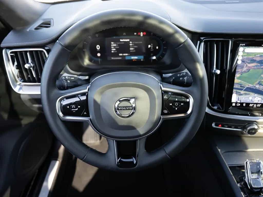 Volvo V60 B4 Ultimate Bright 10/2022-photo-42