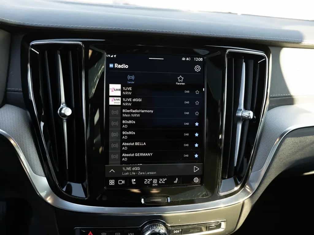 Volvo V60 B4 Ultimate Bright 10/2022-photo-45