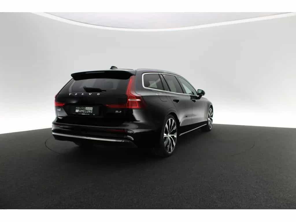 Volvo V60 B4 Ultimate Bright 10/2022-photo-5