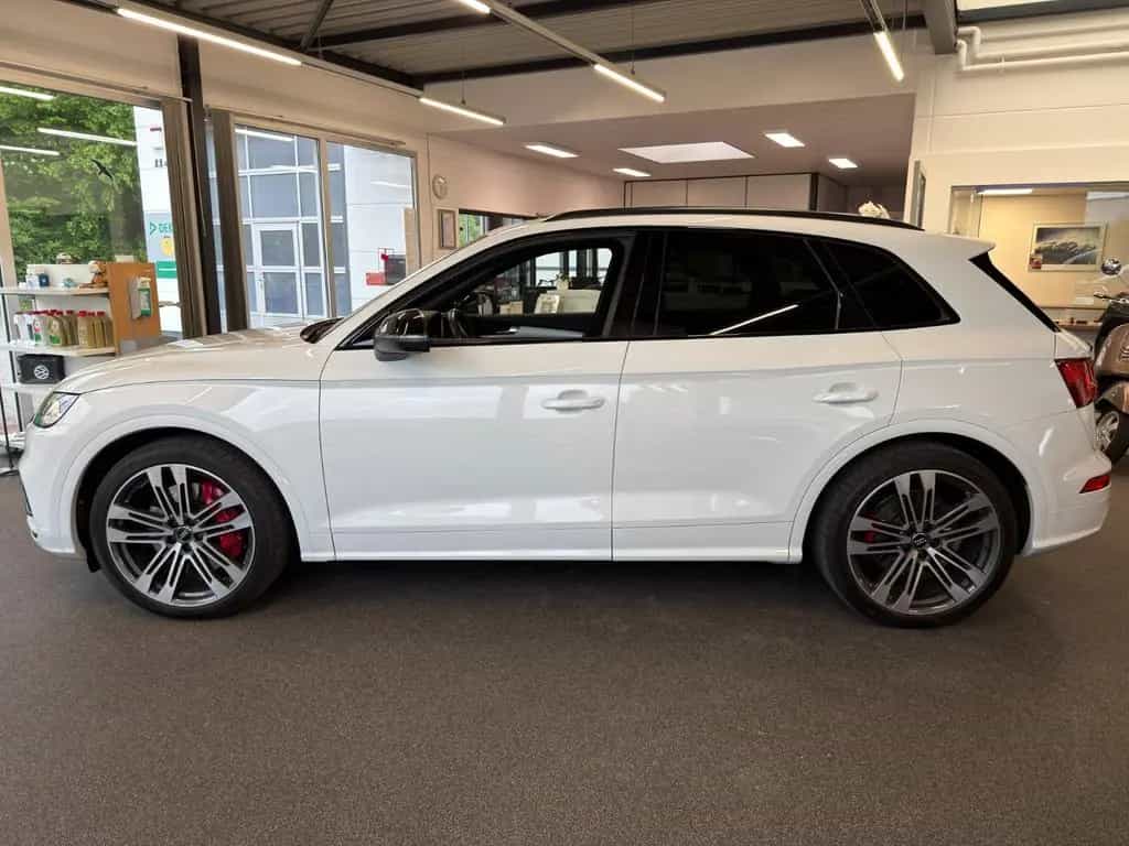 Audi SQ5 3.0TDI quattro PANO LUFT AHK Standhzg B&O 11/2019-photo-3