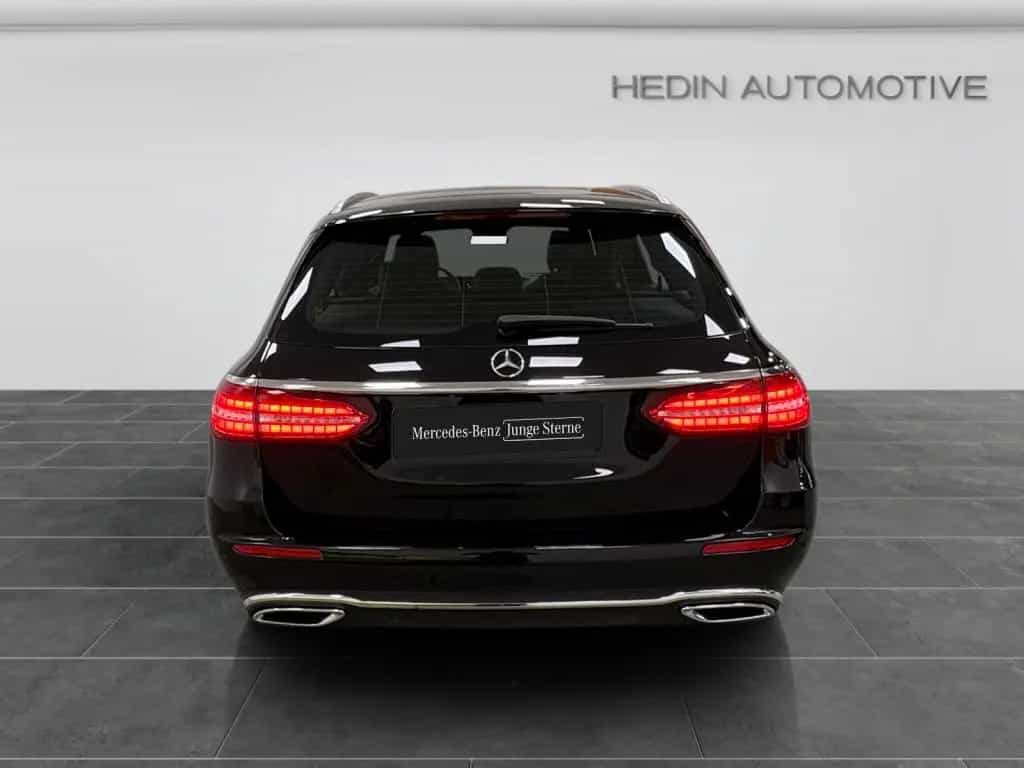 Mercedes-Benz E 200 T AVANTGARDE|PANO|KAM|TOTW|LED|EASY-P.|AMB 12/2021-photo-4