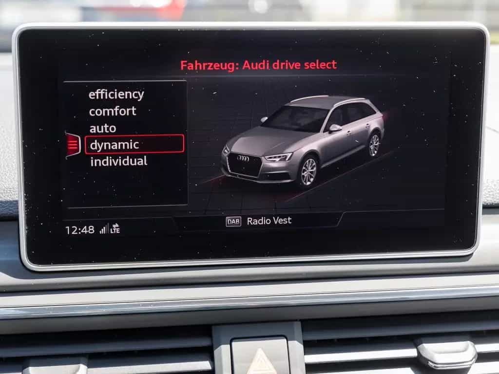 Audi A4 Avant 3.0 TDI quattro sport s line Standhzg 02/2017-photo-11