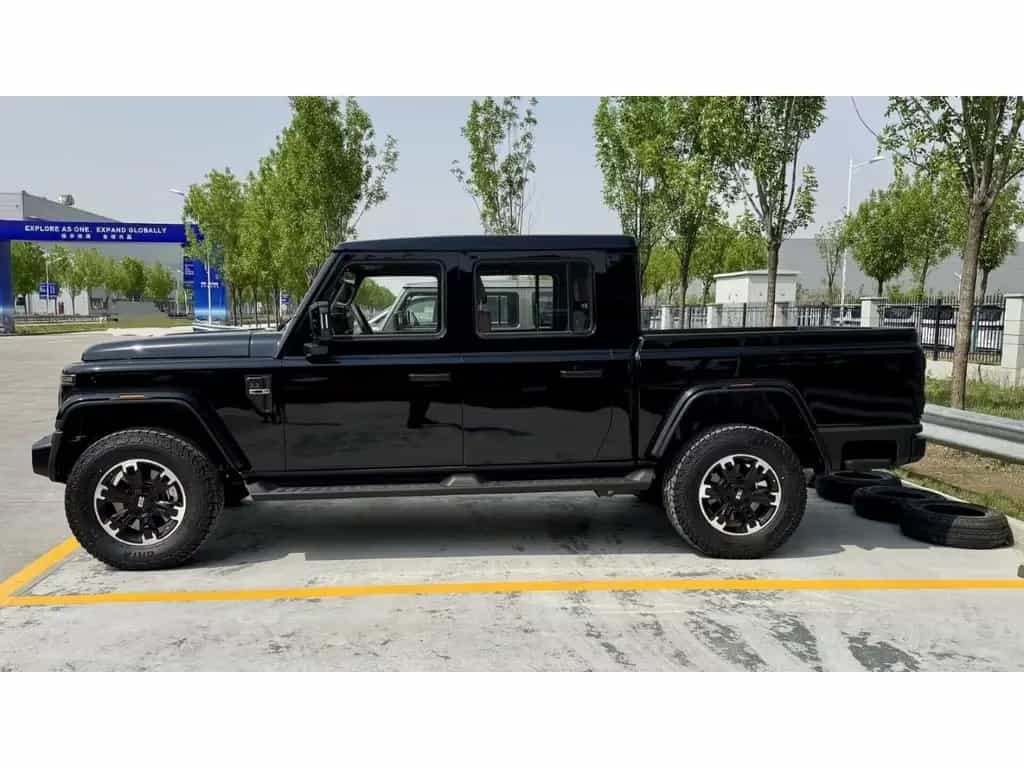 BAW Other 212 BAW 4WD PICK-Up +Leder+LED+SHZ+MFL+PDC+CAM null-photo-2