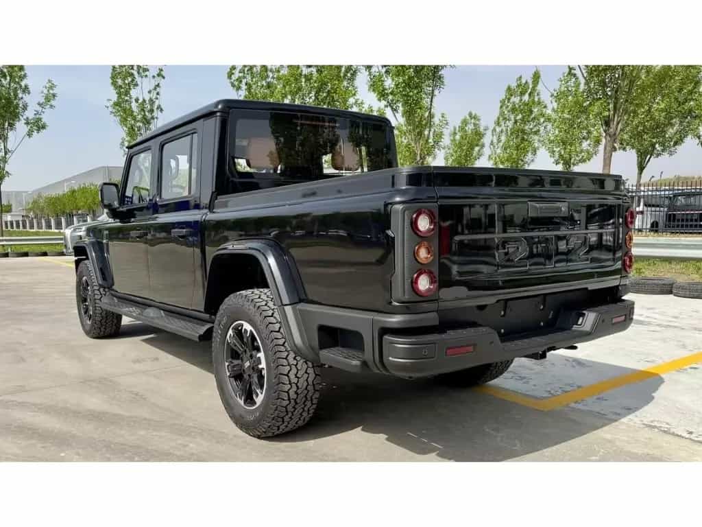 BAW Other 212 BAW 4WD PICK-Up +Leder+LED+SHZ+MFL+PDC+CAM null-photo-4