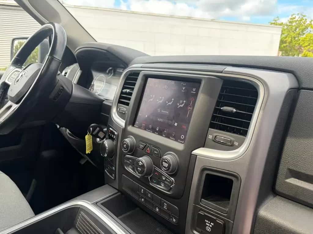 Dodge RAM 1500 Classic DS Big Horn Night Edition 01/2024-photo-7