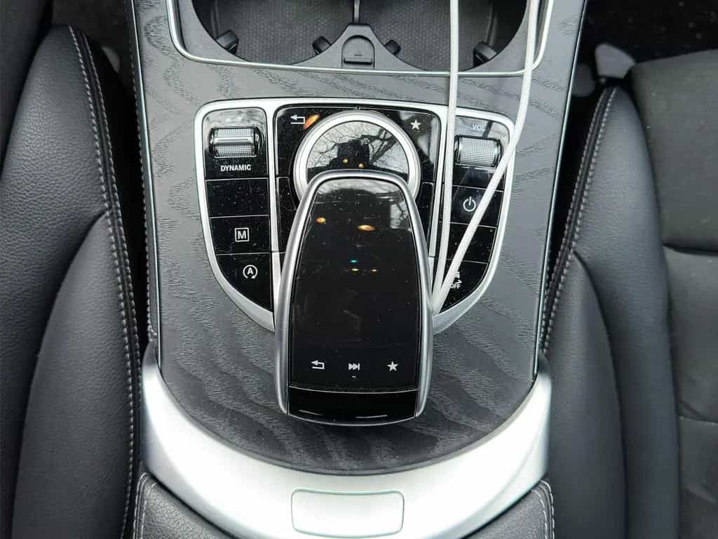 Mercedes-Benz GLC 350 d 4MATIC Autom. - 07/2019-photo-2