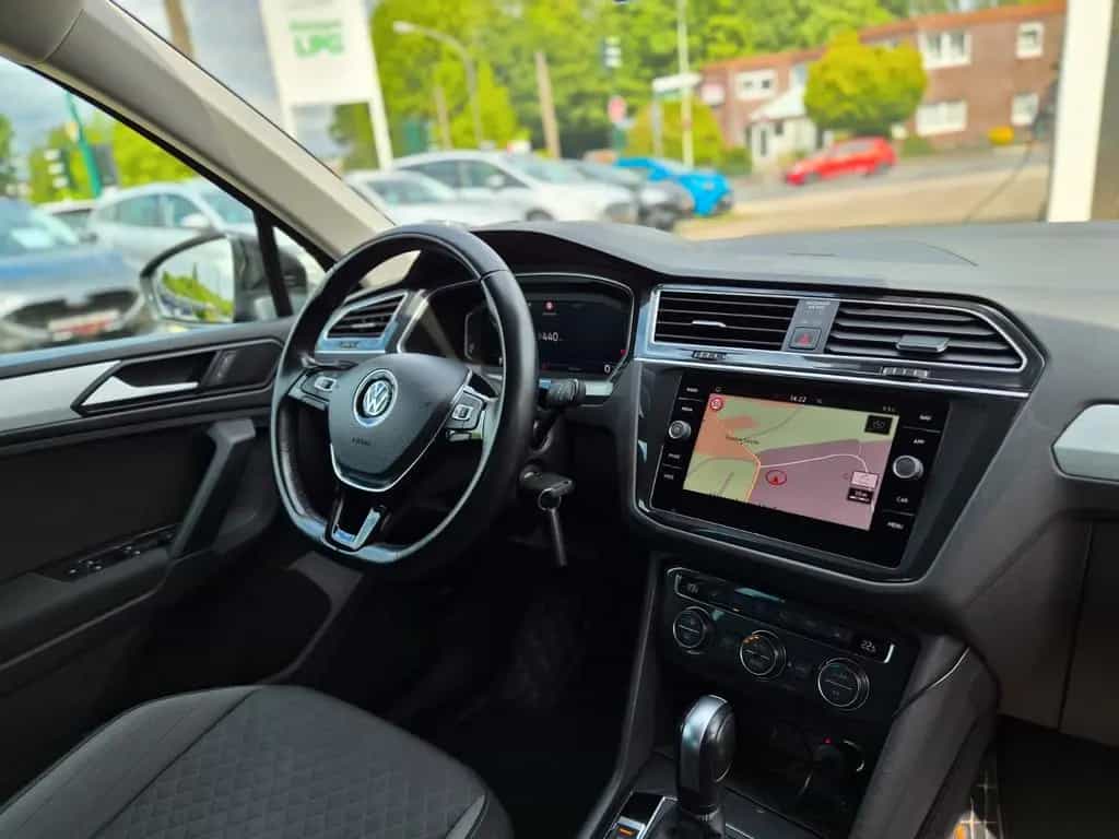 Volkswagen Tiguan 1.5 TSI Automatik R-Line/Navi/PDC/2.Hand 12/2019-photo-14