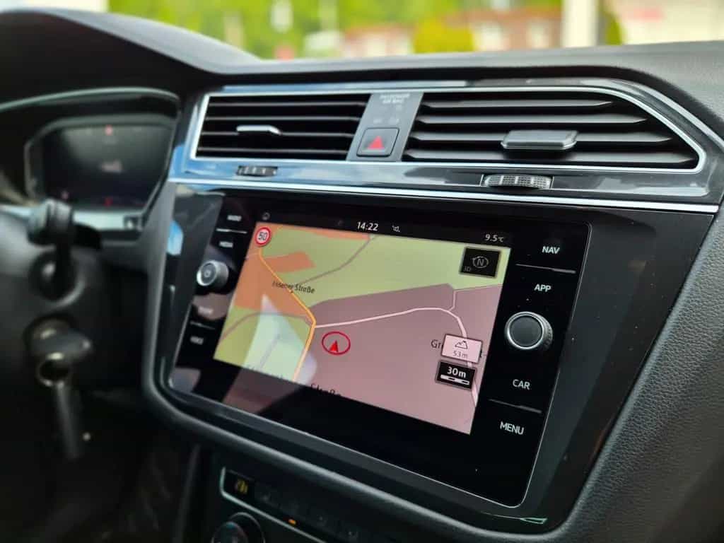 Volkswagen Tiguan 1.5 TSI Automatik R-Line/Navi/PDC/2.Hand 12/2019-photo-21