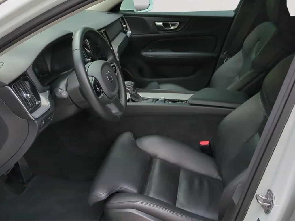 Volvo V60 D4 Inscription *Leder*BLIS*ACC*Kamera* 02/2021-photo-15
