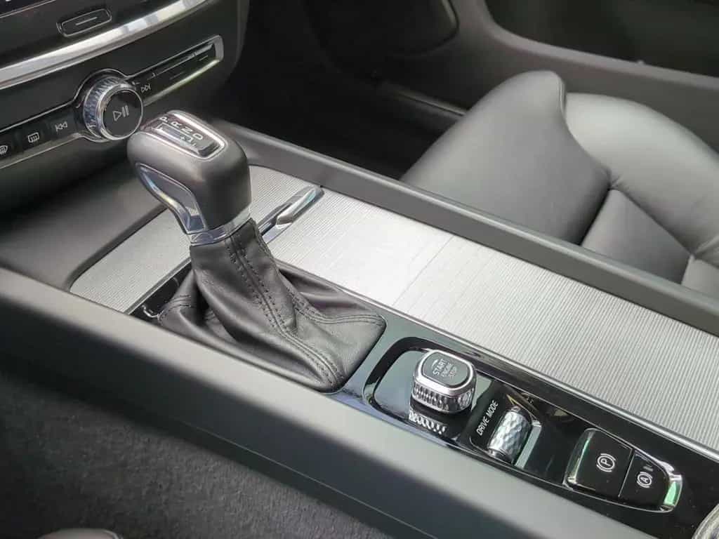 Volvo V60 D4 Inscription *Leder*BLIS*ACC*Kamera* 02/2021-photo-19