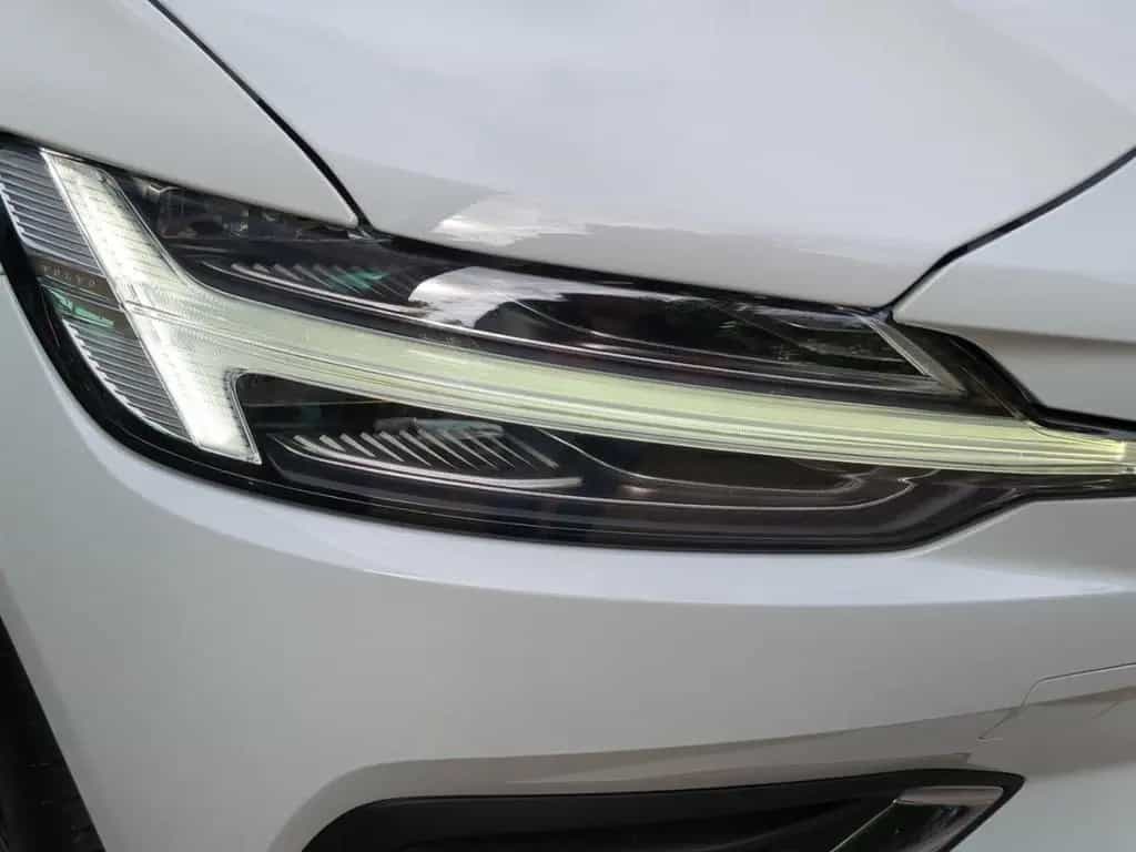 Volvo V60 D4 Inscription *Leder*BLIS*ACC*Kamera* 02/2021-photo-26