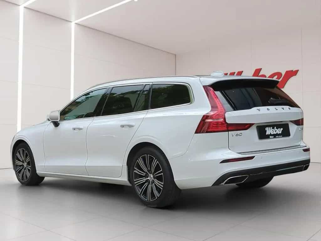 Volvo V60 D4 Inscription *Leder*BLIS*ACC*Kamera* 02/2021-photo-3