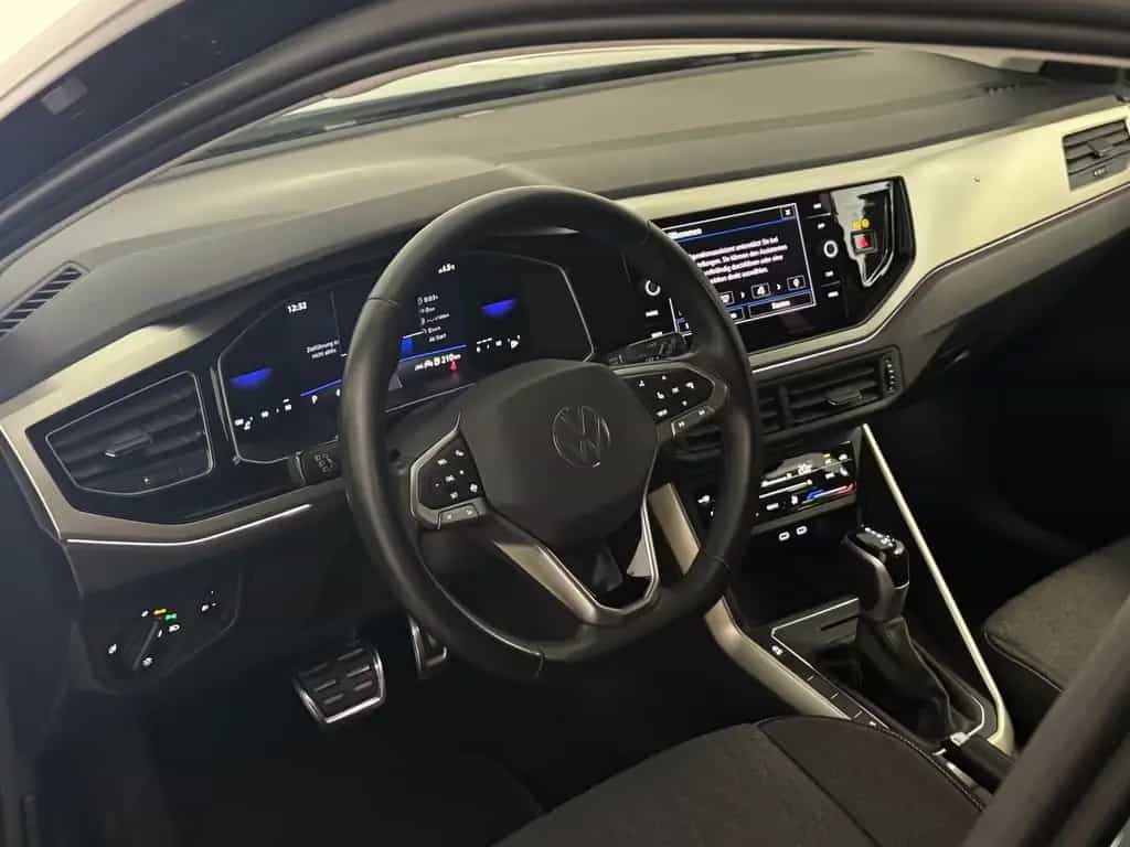 Volkswagen Taigo Move virtual LED Navi apple/android DAB 09/2024-photo-11