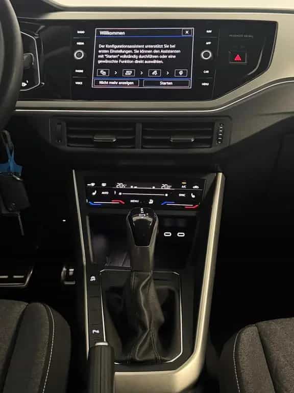 Volkswagen Taigo Move virtual LED Navi apple/android DAB 09/2024-photo-15