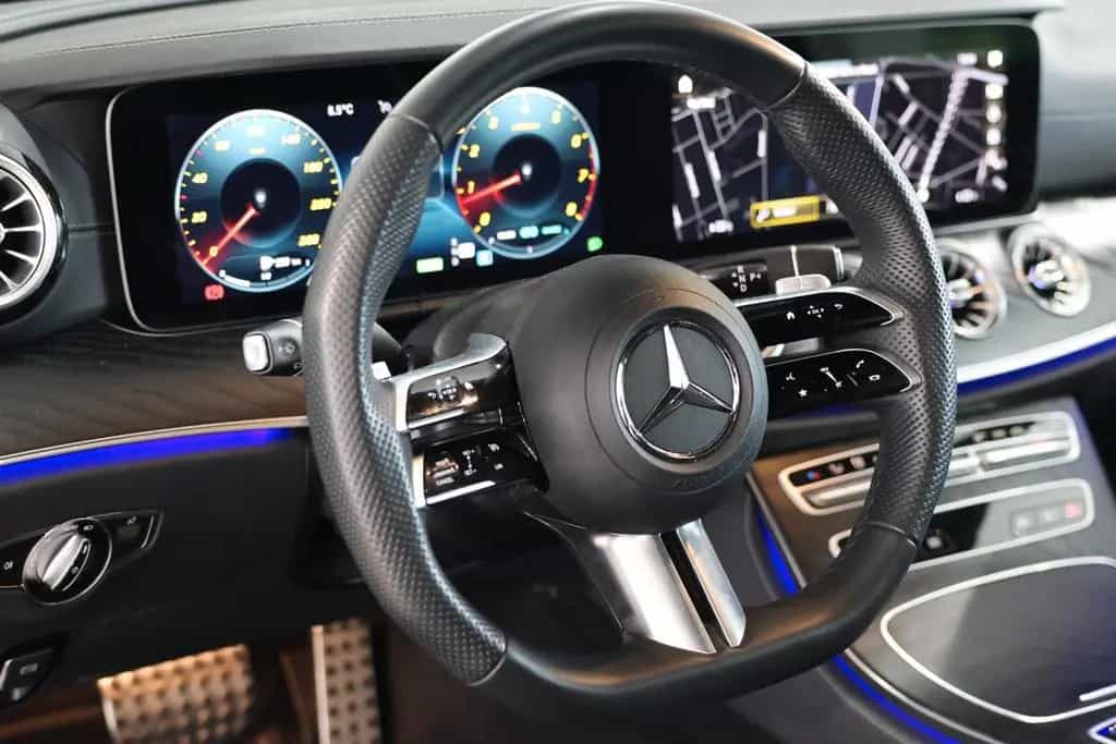 Mercedes-Benz E-Class 200 Coupe AMG Pano*360*ACC*Night*MBeam 01/2023-photo-12