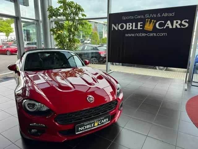 Fiat 124 Spider Lusso BOSE ALU NAVI 01/2018-photo-1