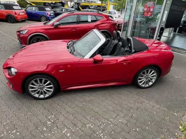 Fiat 124 Spider Lusso BOSE ALU NAVI 01/2018-photo-26