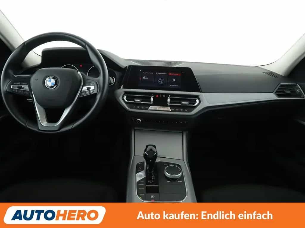 BMW 320 d Advantage Aut.*NAVI*PDC*LED*SHZ*TEMPO* 06/2020-photo-11