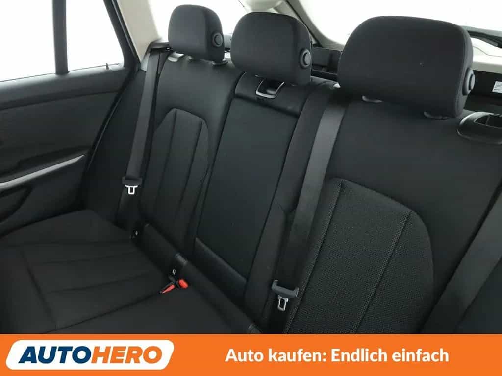 BMW 320 d Advantage Aut.*NAVI*PDC*LED*SHZ*TEMPO* 06/2020-photo-13