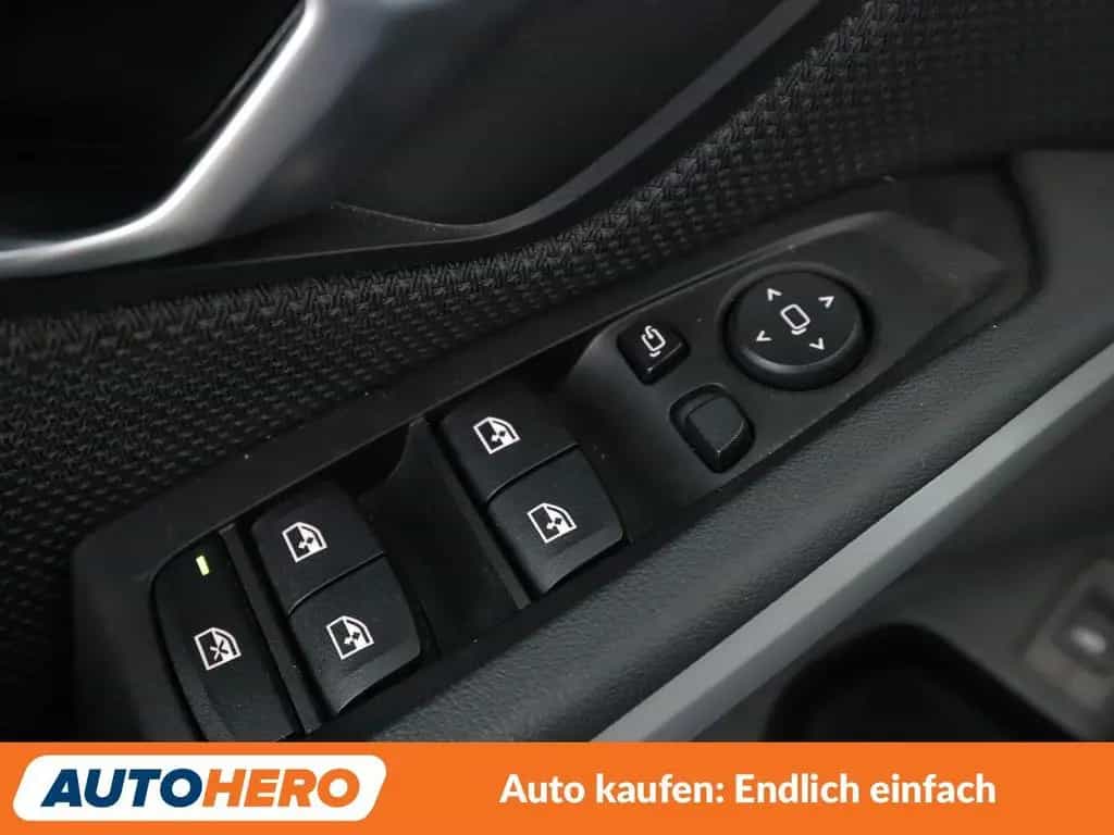 BMW 320 d Advantage Aut.*NAVI*PDC*LED*SHZ*TEMPO* 06/2020-photo-25