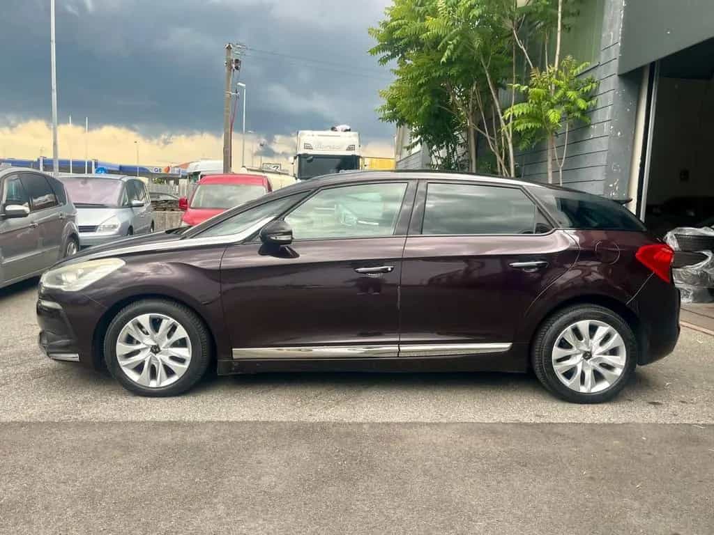 DS Automobiles DS5 Ds DS5 5 BlueHDi 120 Cv Sport Chic 02/2016-photo-7