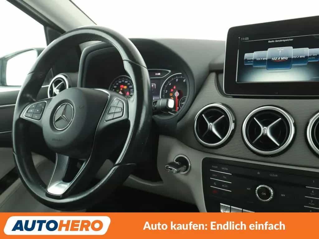 Mercedes-Benz B 180 B-Klasse B 180 Style Aut.*NAVI*TEMPO*PDC*SHZ* 04/2015-photo-12