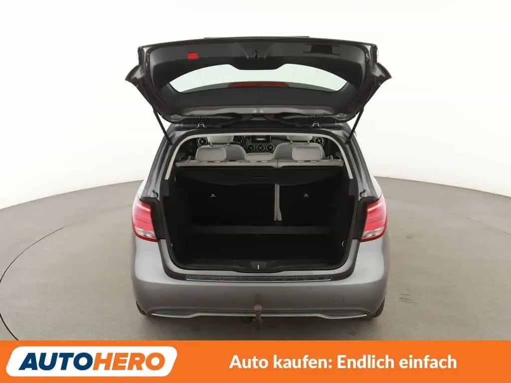 Mercedes-Benz B 180 B-Klasse B 180 Style Aut.*NAVI*TEMPO*PDC*SHZ* 04/2015-photo-16