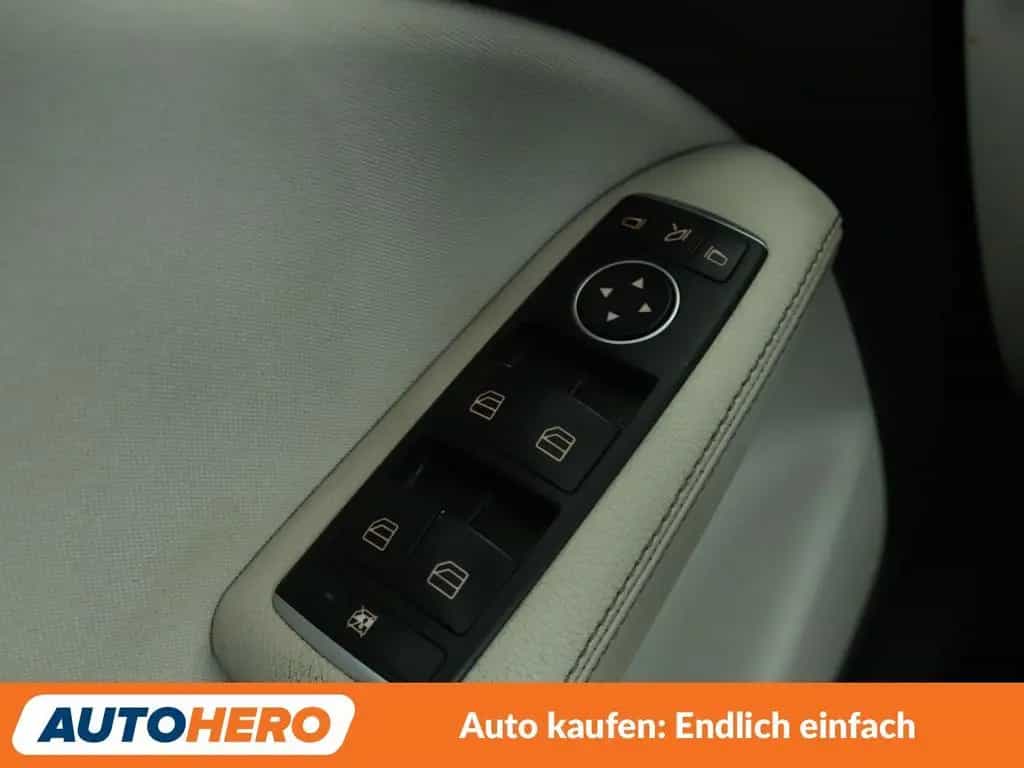 Mercedes-Benz B 180 B-Klasse B 180 Style Aut.*NAVI*TEMPO*PDC*SHZ* 04/2015-photo-26