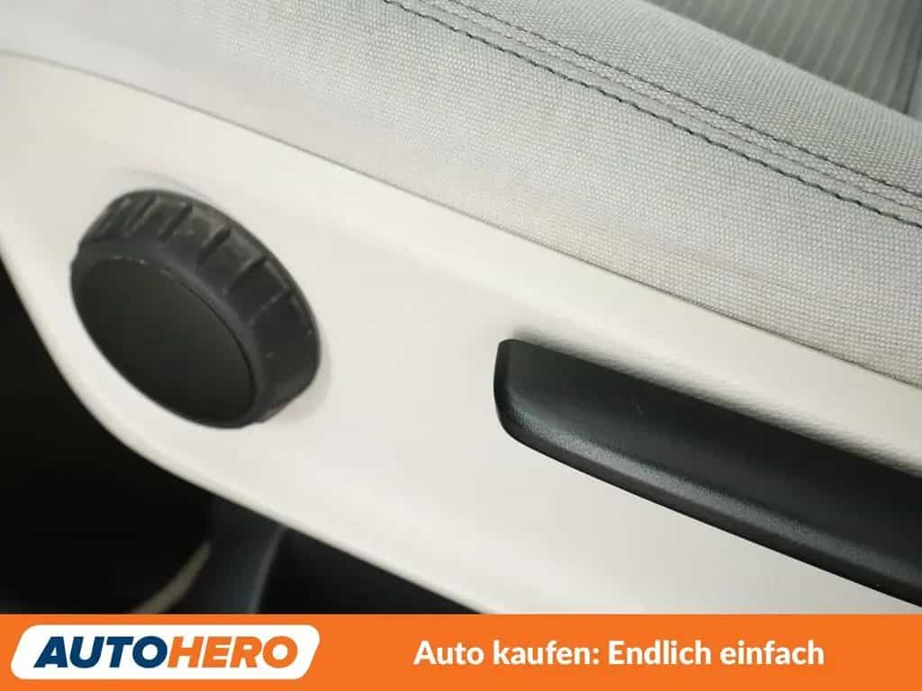 Mercedes-Benz B 180 B-Klasse B 180 Style Aut.*NAVI*TEMPO*PDC*SHZ* 04/2015-photo-27