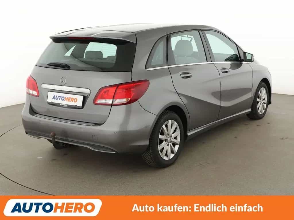 Mercedes-Benz B 180 B-Klasse B 180 Style Aut.*NAVI*TEMPO*PDC*SHZ* 04/2015-photo-5