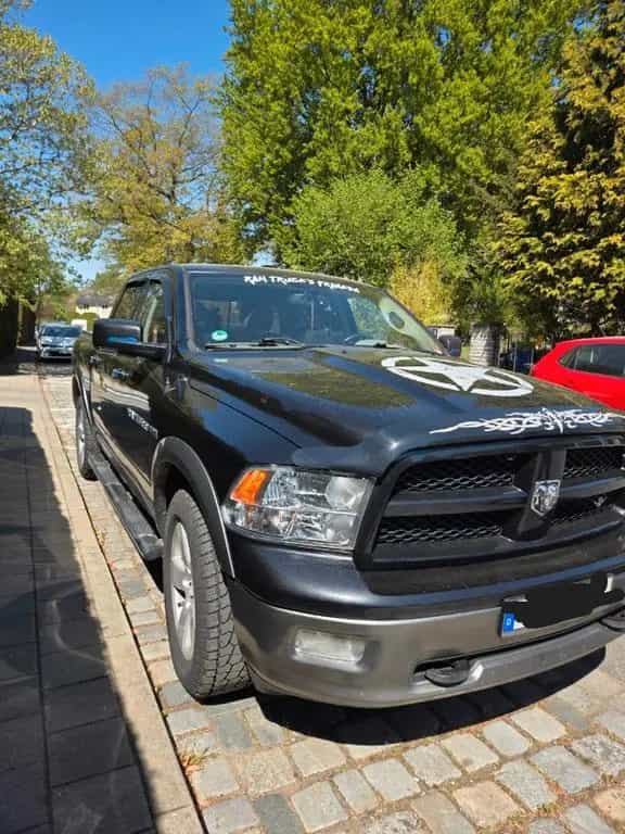 Dodge RAM 5,7 Hemi SLT 12/2011-photo-1