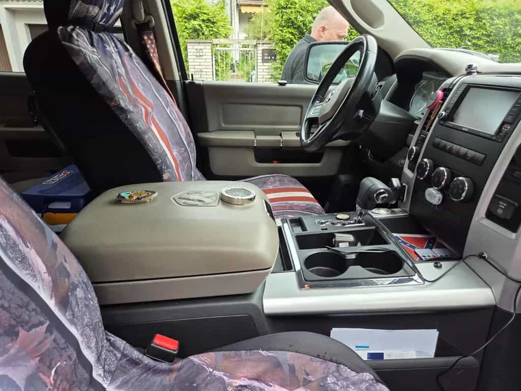 Dodge RAM 5,7 Hemi SLT 12/2011-photo-14