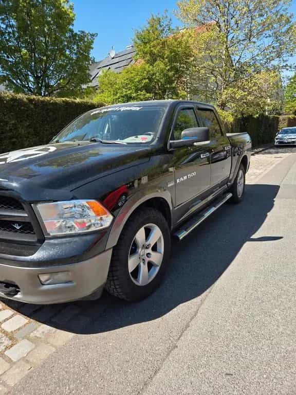 Dodge RAM 5,7 Hemi SLT 12/2011-photo-2