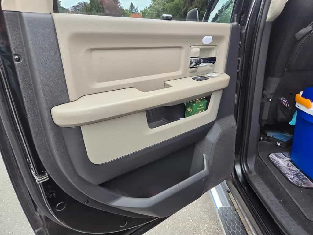 Dodge RAM 5,7 Hemi SLT 12/2011-photo-6
