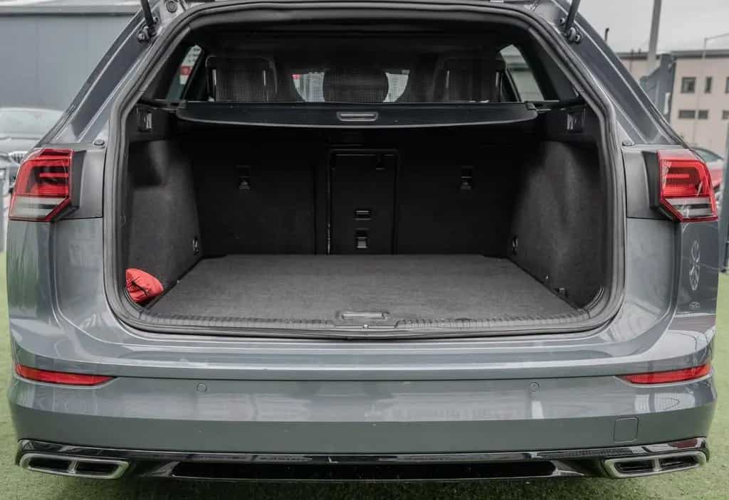 Volkswagen Golf VIII Variant R-Line ACC|KAM|SPUR|VIRUTAL. 12/2022-photo-10