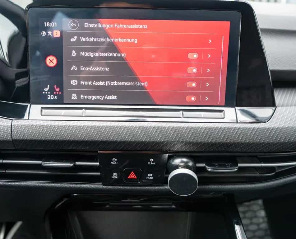 Volkswagen Golf VIII Variant R-Line ACC|KAM|SPUR|VIRUTAL. 12/2022-photo-16