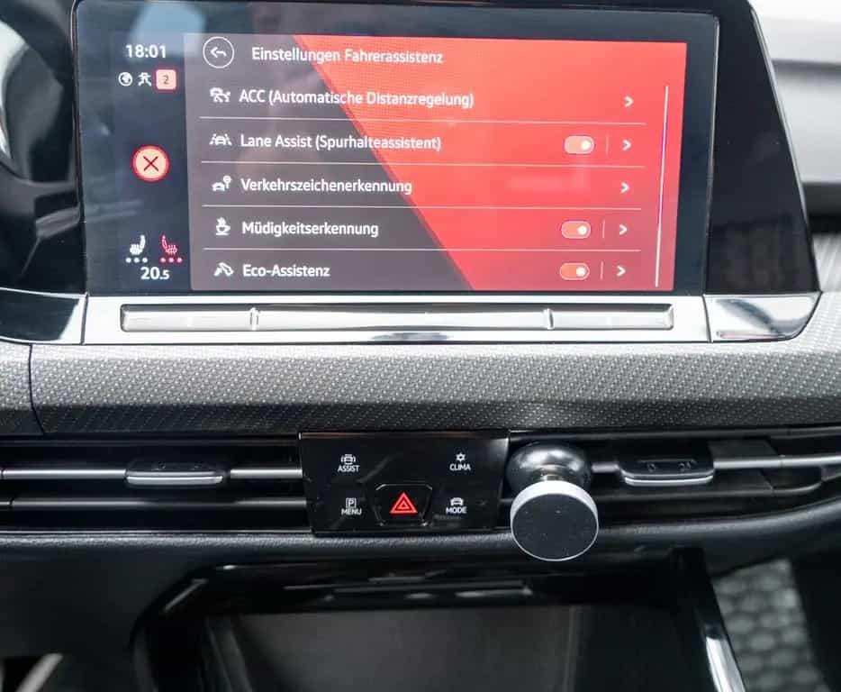 Volkswagen Golf VIII Variant R-Line ACC|KAM|SPUR|VIRUTAL. 12/2022-photo-17