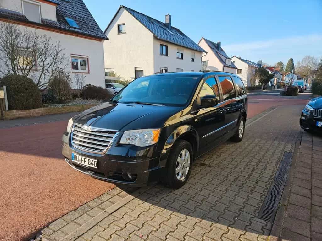 Chrysler Grand Voyager Limited 2.8 CRD Autom. Limited 12/2009-photo-1