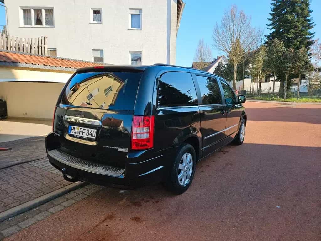 Chrysler Grand Voyager Limited 2.8 CRD Autom. Limited 12/2009-photo-2