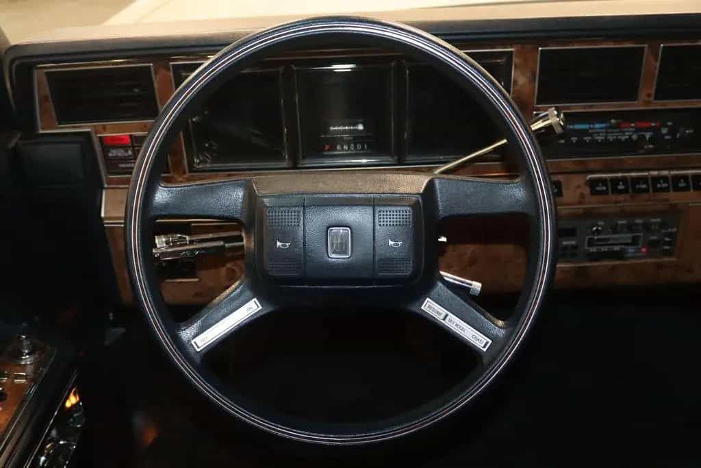Lincoln Continental H Kennzeichen Einmaliger Zustand 02/1987-photo-14