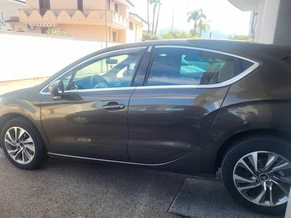 DS Automobiles DS4 Ds DS4 4 1.6 e-HDi 110 airdream Chic05/2012 05/2012-photo-10