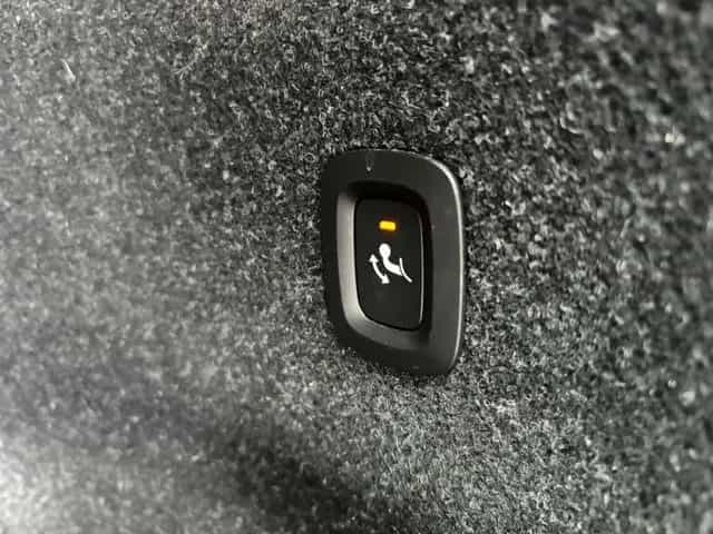 Volvo XC 40 Momentum Pro 360°Kamera/AHZV/Navi/LED 05/2019-photo-10