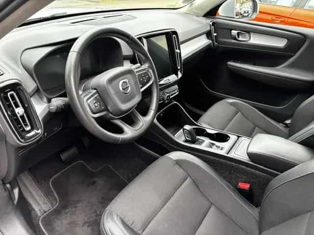 Volvo XC 40 Momentum Pro 360°Kamera/AHZV/Navi/LED 05/2019-photo-13