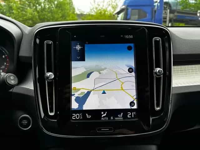 Volvo XC 40 Momentum Pro 360°Kamera/AHZV/Navi/LED 05/2019-photo-18