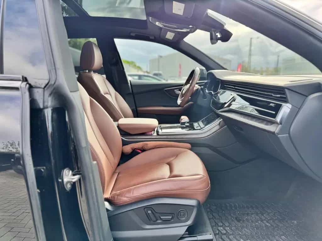 Audi Q8 55 TFSI quattro*PANO*LED*LEDER*ACC*STANDHEIZU 01/2019-photo-12