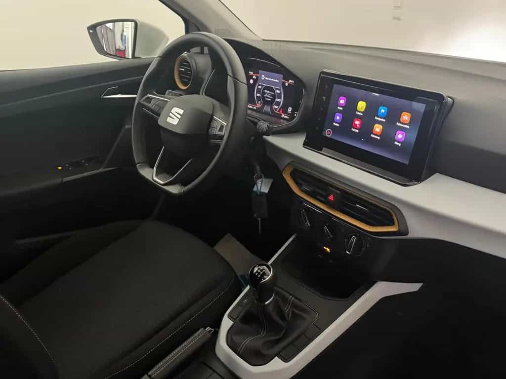 Seat Arona Style LED Navi virtual Parkhilfe DAB apple 10/2024-photo-13