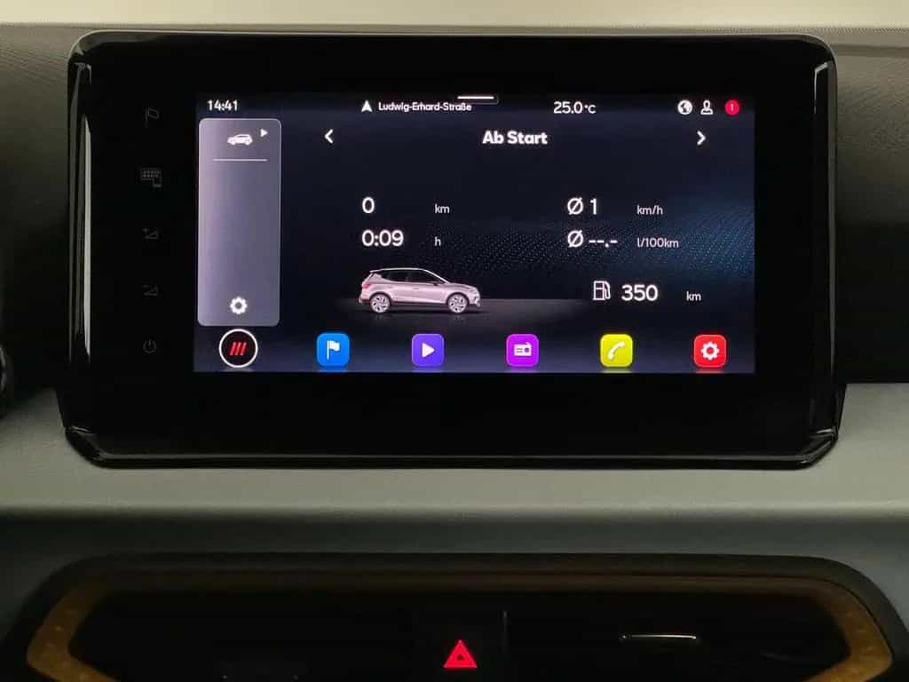 Seat Arona Style LED Navi virtual Parkhilfe DAB apple 10/2024-photo-22