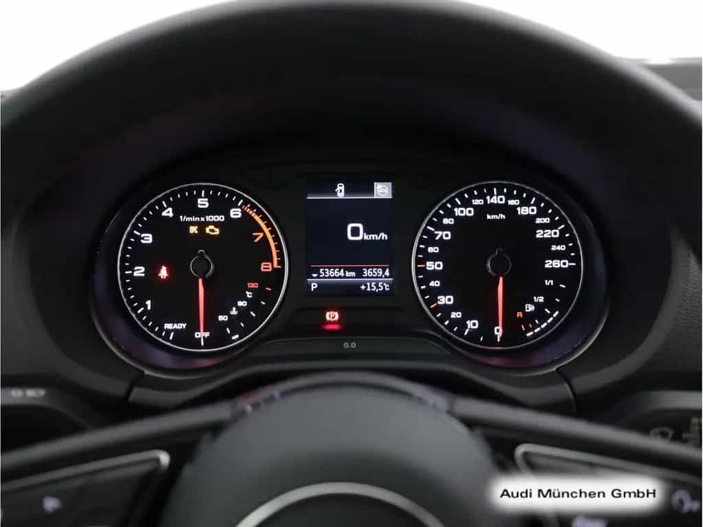 Audi Q2 35 TFSI S tronic advanced Navi+/PDC 02/2023-photo-17