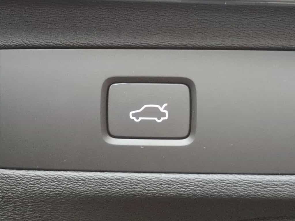Volvo XC90 B5 (Diesel) Plus Bright AWD Automatik Navi 03/2023-photo-13