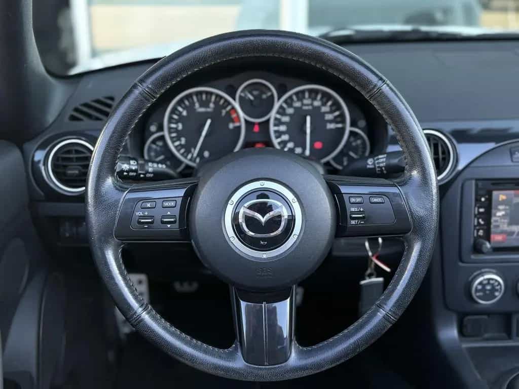 Mazda MX-5 2.0 Sendo Roadster Coupe NAVI/SITZHEIZUNG 05/2015-photo-16